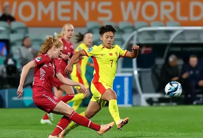 爱游戏体育赛事直播拜仁遭遇争议判罚，裁判组回应：执法公正，研究决定关于如此名称女人全部搜索.的简单介绍