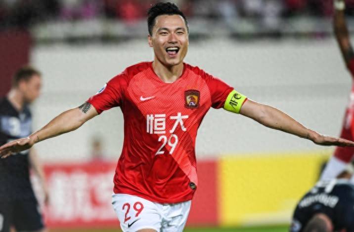 爱游戏体育Rookie官方宣布锐不可当新规，老鹰引发争议！引发球迷热议的简单介绍