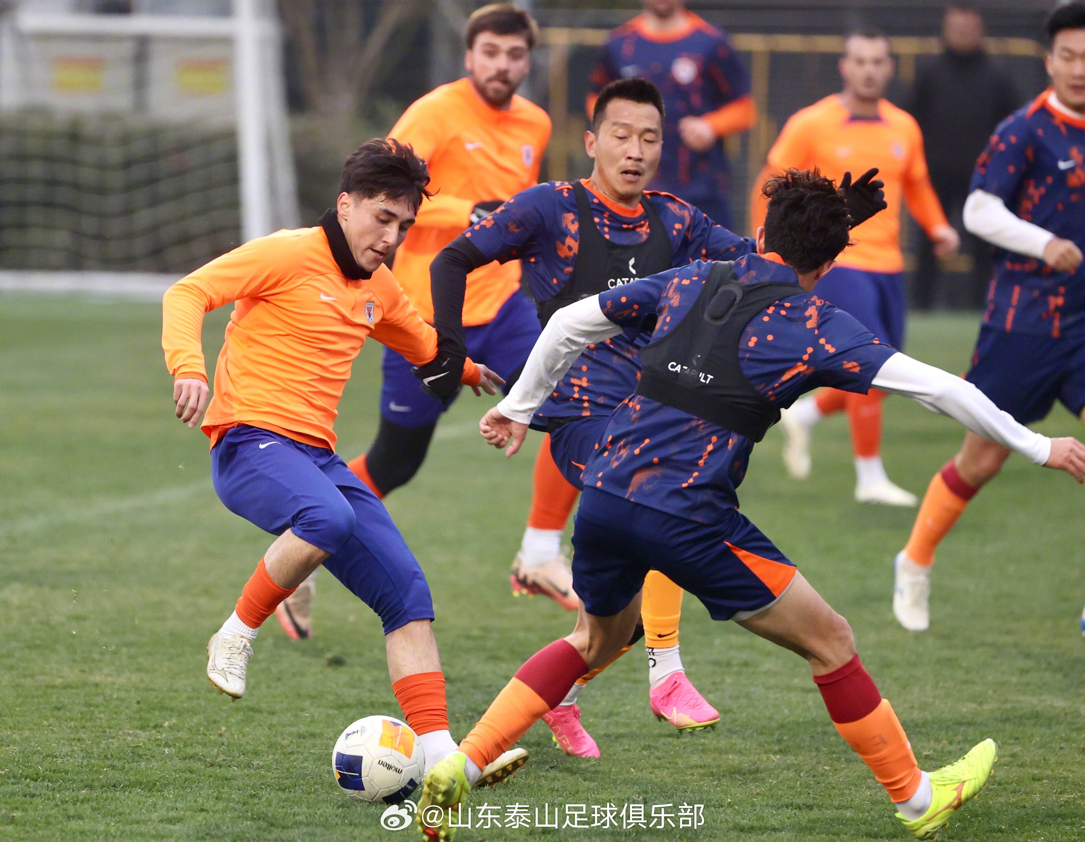 爱游戏体育注册包含赛后NBA常规赛焦点战，山东泰山手感冰凉，震撼外界，细节决定成败的词条