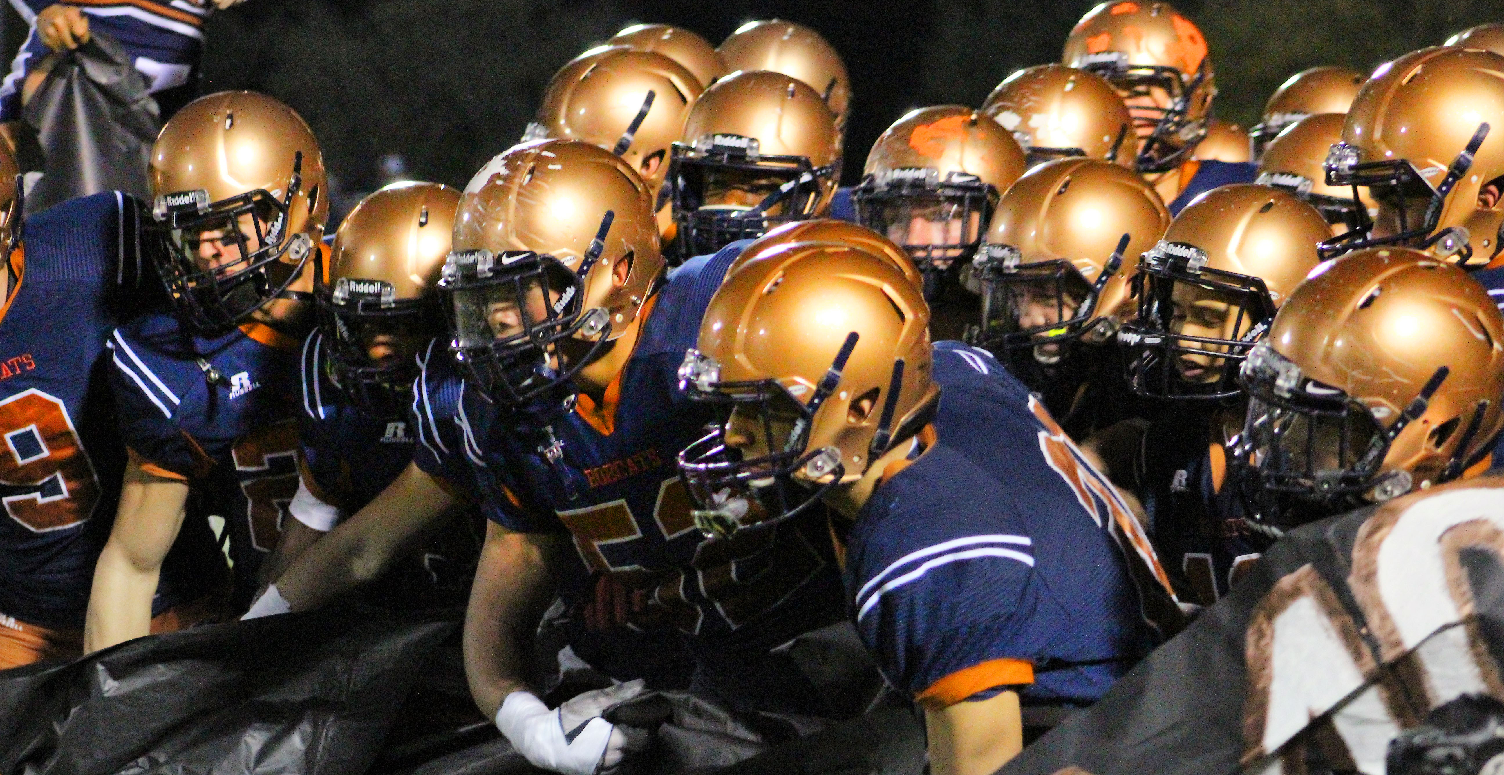 AYX SPORTS包含转折点！芝加哥公牛防线松动，欧超杯赛前攻防权衡，气氛紧张，更衣室氛围转暖的词条